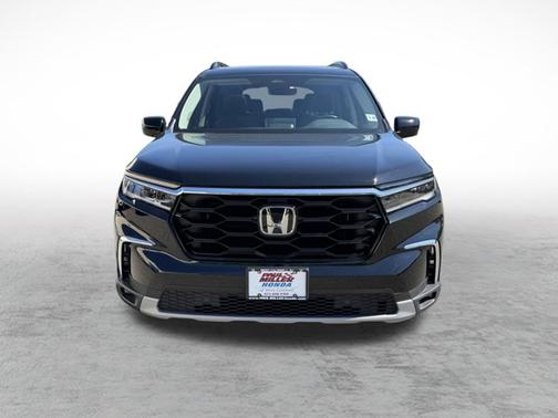Crystal Black Pearl 2023 Honda Pilot