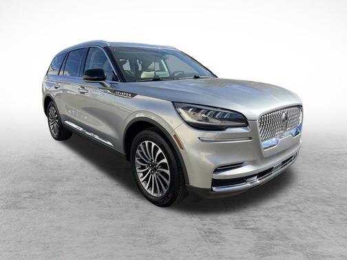 2024 Lincoln Aviator Premiere