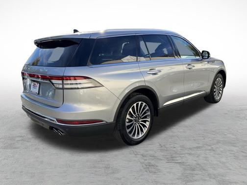 2024 Lincoln Aviator Premiere