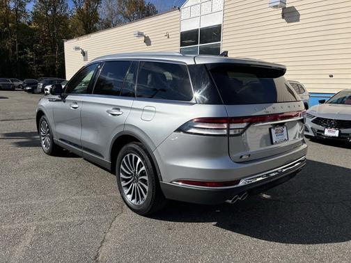 2024 Lincoln Aviator Premiere