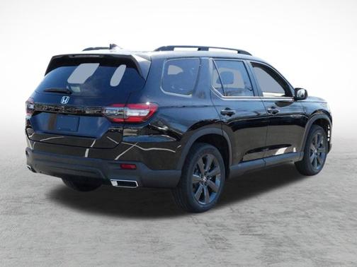 2025 Honda Pilot Sport