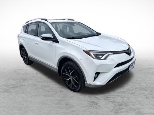 2018 Toyota RAV4 SE