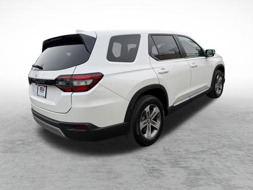 2023 Honda Pilot EX-L 8 Passenger