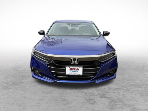 Still Night Pearl 2022 Honda Accord