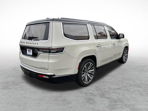 2022 Jeep Grand Wagoneer Series III