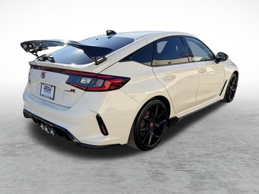 2024 Honda Civic Type R Base (M6)