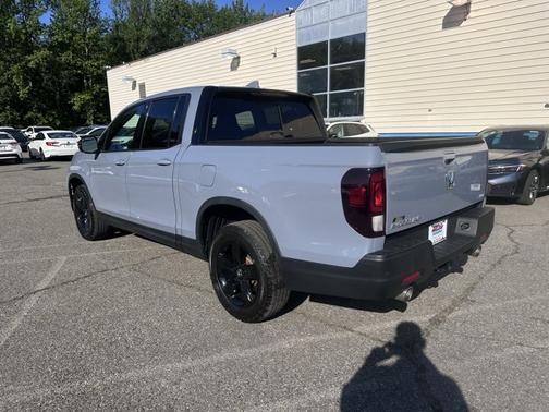 2022 Honda Ridgeline Black Edition