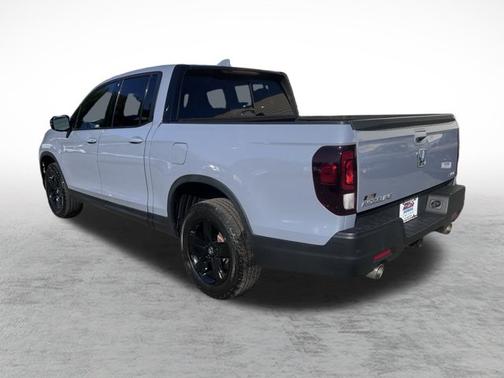 2022 Honda Ridgeline Black Edition