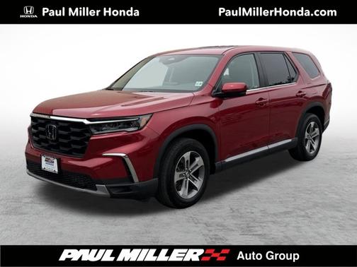 Radiant Red Metallic Ii 2024 Honda Pilot