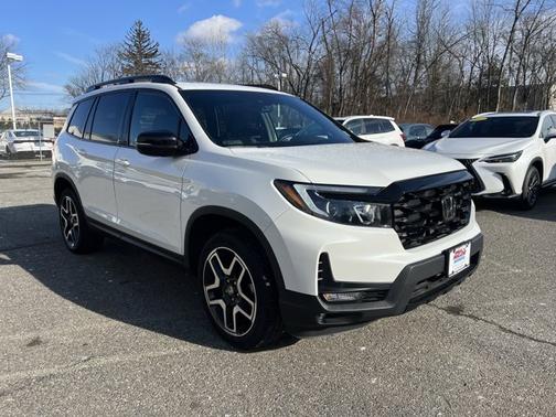 2022 Honda Passport Elite