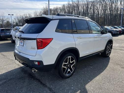 2022 Honda Passport Elite