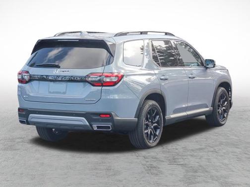 2025 Honda Pilot Touring+