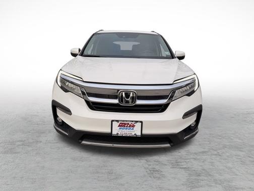 2022 Honda Pilot Touring 7-Passenger