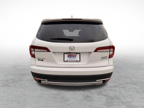 2022 Honda Pilot Touring 7-Passenger