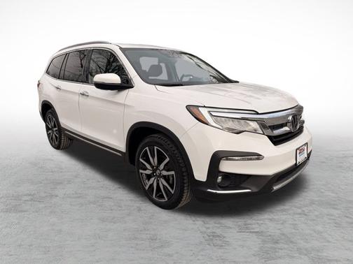 2022 Honda Pilot Touring 7-Passenger