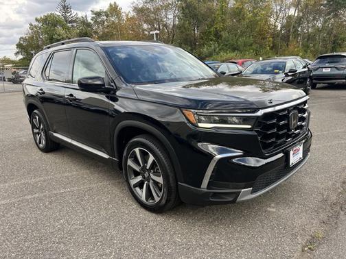 2023 Honda Pilot Touring