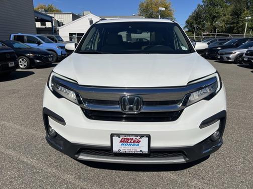 2022 Honda Pilot Touring 7-Passenger