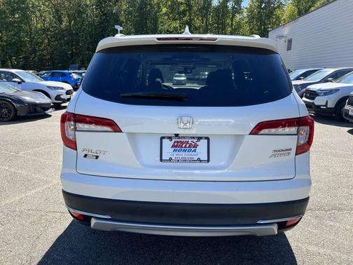 2022 Honda Pilot Touring 7-Passenger