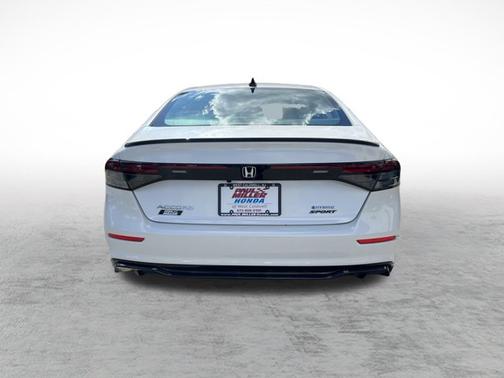 2023 Honda Accord Hybrid Sport-L