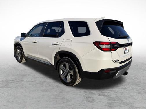 2023 Honda Pilot EX-L 8 Passenger