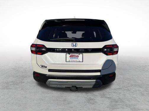 2023 Honda Pilot EX-L 8 Passenger