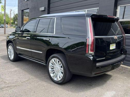 2015 Cadillac Escalade Platinum