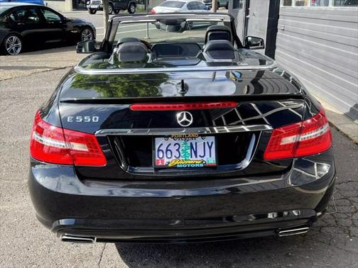 2011 Mercedes-Benz E-Class E 550 Convertible 2D