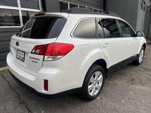 2011 Subaru Outback 2.5 i Premium