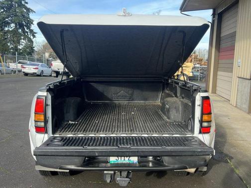 2005 GMC Sierra 3500 SLT Crew Cab
