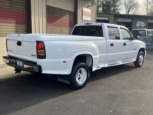 2005 GMC Sierra 3500 SLT Crew Cab