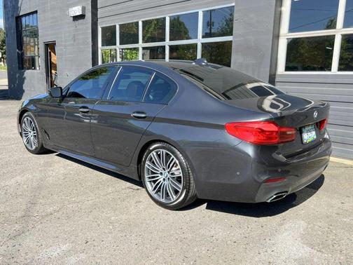 2017 BMW 540 540i Sedan 4D