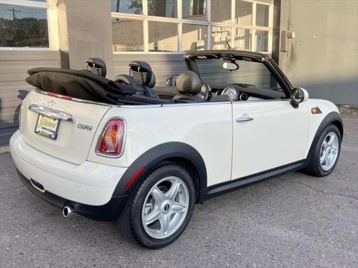 2010 MINI Cooper Base