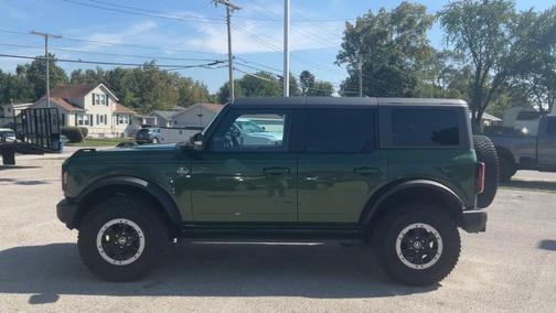 2023 Ford Bronco Base Advanced