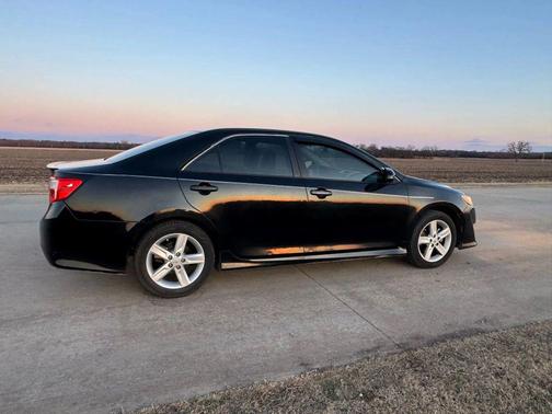Attitude Black Metallic 2012 Toyota Camry SE