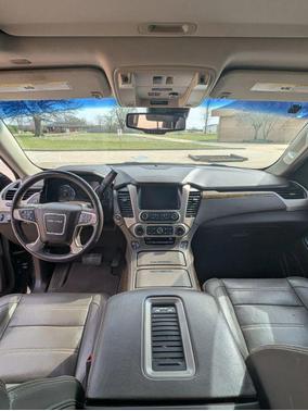 Gray 2017 GMC Yukon XL Denali