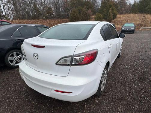 2013 Mazda Mazda3 i Sport