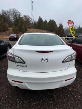 2013 Mazda Mazda3 i Sport