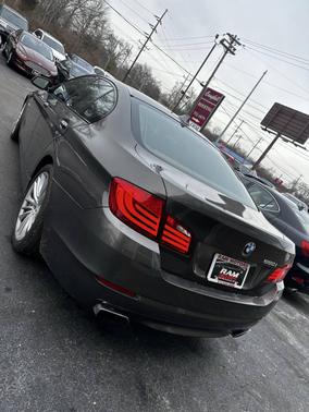 2011 BMW 550 550i 4dr Sedan