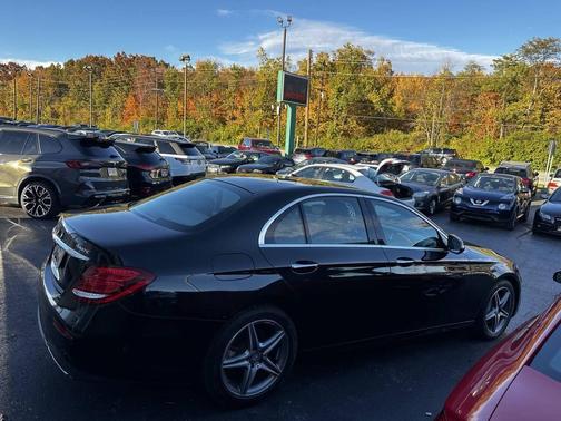 2017 Mercedes-Benz E-Class 4MATIC