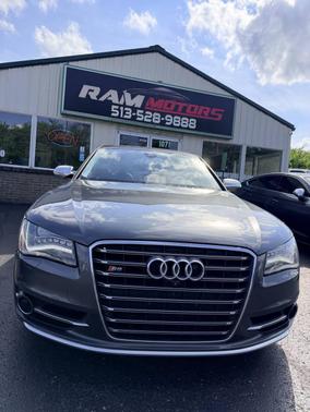 Daytona Gray Pearl Effect 2013 Audi S8 4.0T