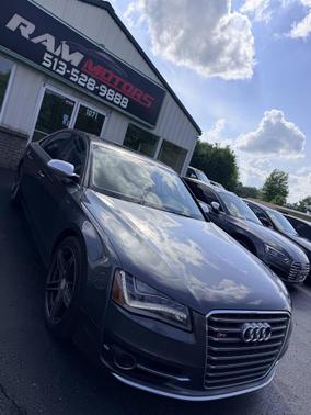 Daytona Gray Pearl Effect 2013 Audi S8 4.0T