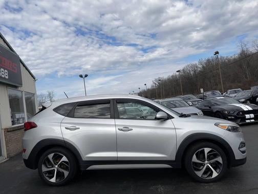 2017 Hyundai TUCSON Sport