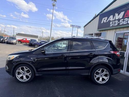 White Gold Metallic 2017 Ford Escape Titanium