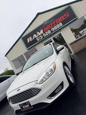 White Platinum Metallic Tri-Coat 2016 Ford Focus Titanium