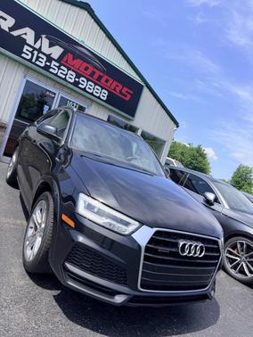 Black 2018 Audi Q3 2.0T Sport Premium