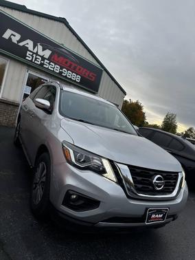 2018 Nissan Pathfinder SV