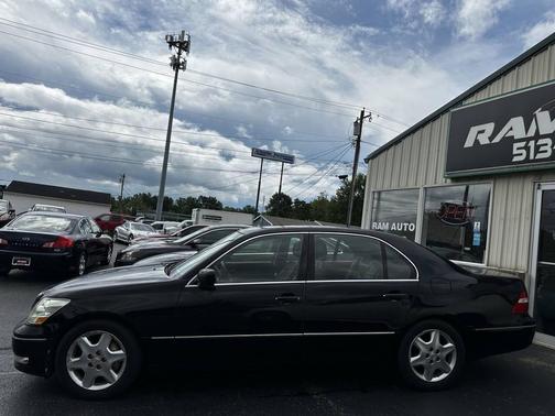 2004 Lexus LS 430 Base