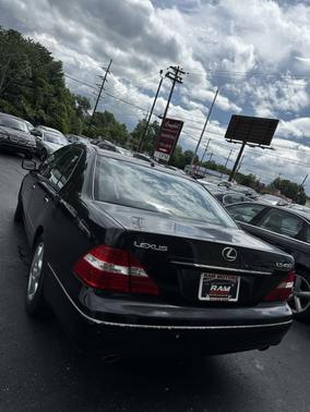 2004 Lexus LS 430 Base