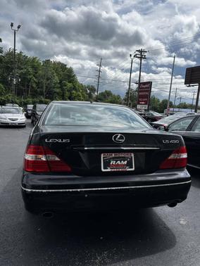 2004 Lexus LS 430 Base