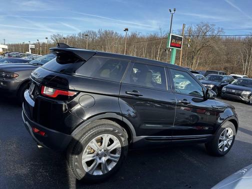 2017 Land Rover Range Rover Evoque SE Premium